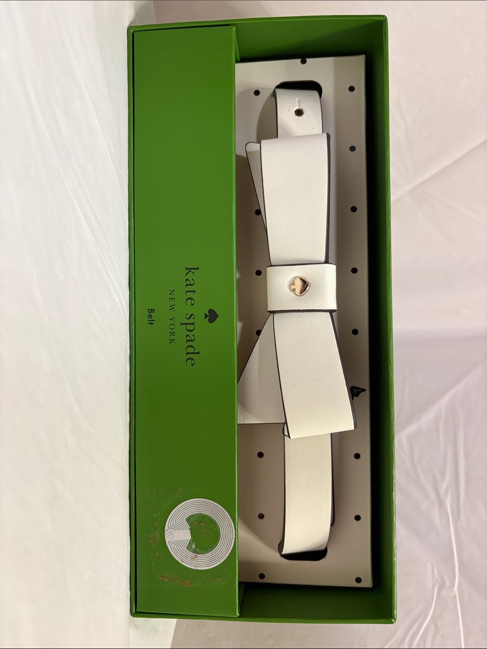 kate spade White Leather Bow Belt with Gold Heart Stud